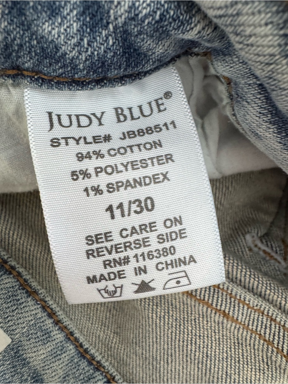 Judy Blue Split Hem Straight Leg Jeans - Picture 9 of 9